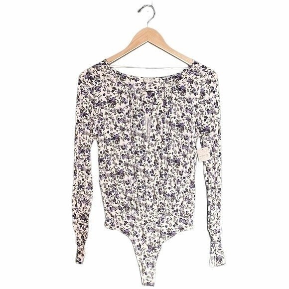 NWT Free People Kaya Floral Cutout Long Sleeve Bodysuit Cream & Purple Size XS - Picture 2 of 16
